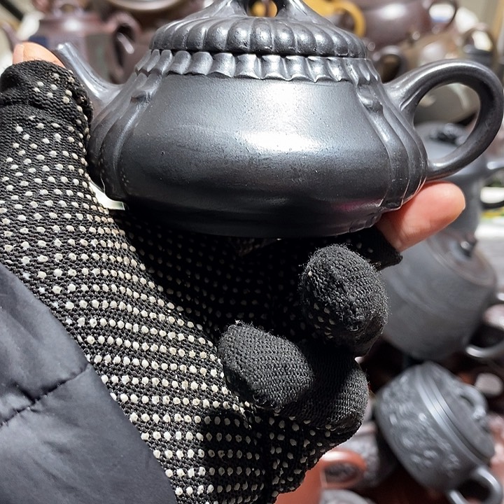 紫砂茶壶微瑕微笑