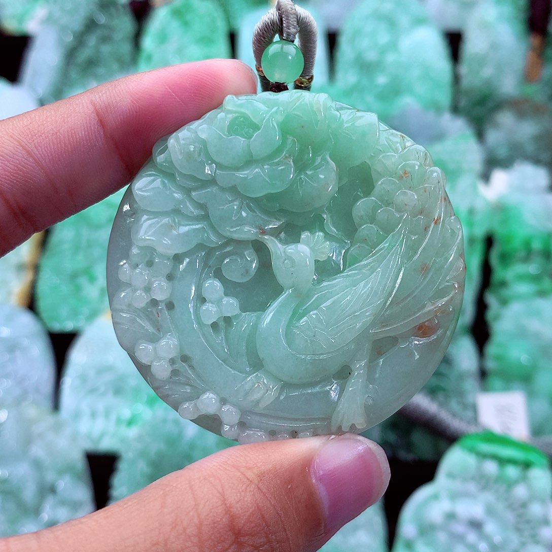 吊坠(不含链)未镶嵌翡翠