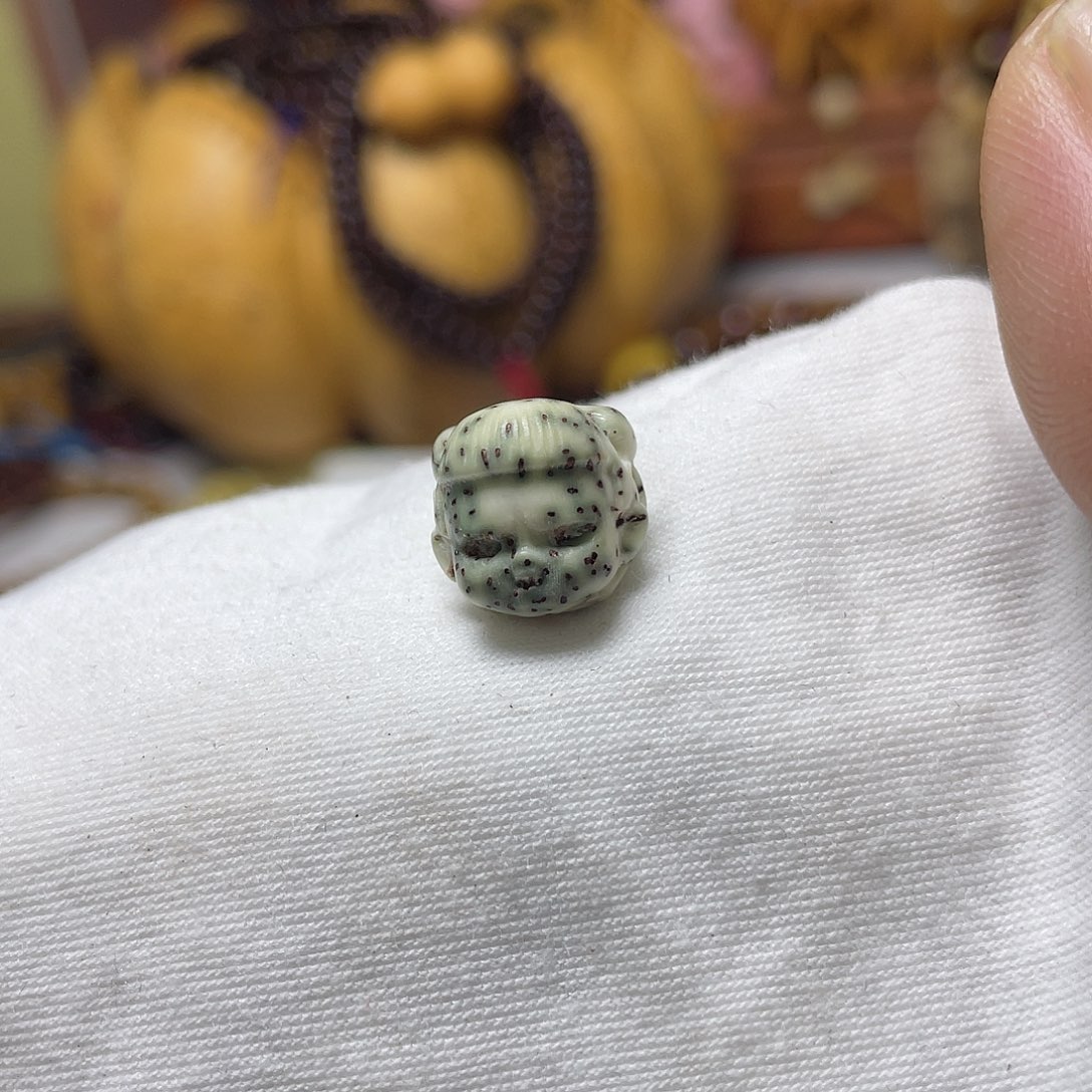 手串星月菩提雕刻哪吒骨瓷白牛毛星独款