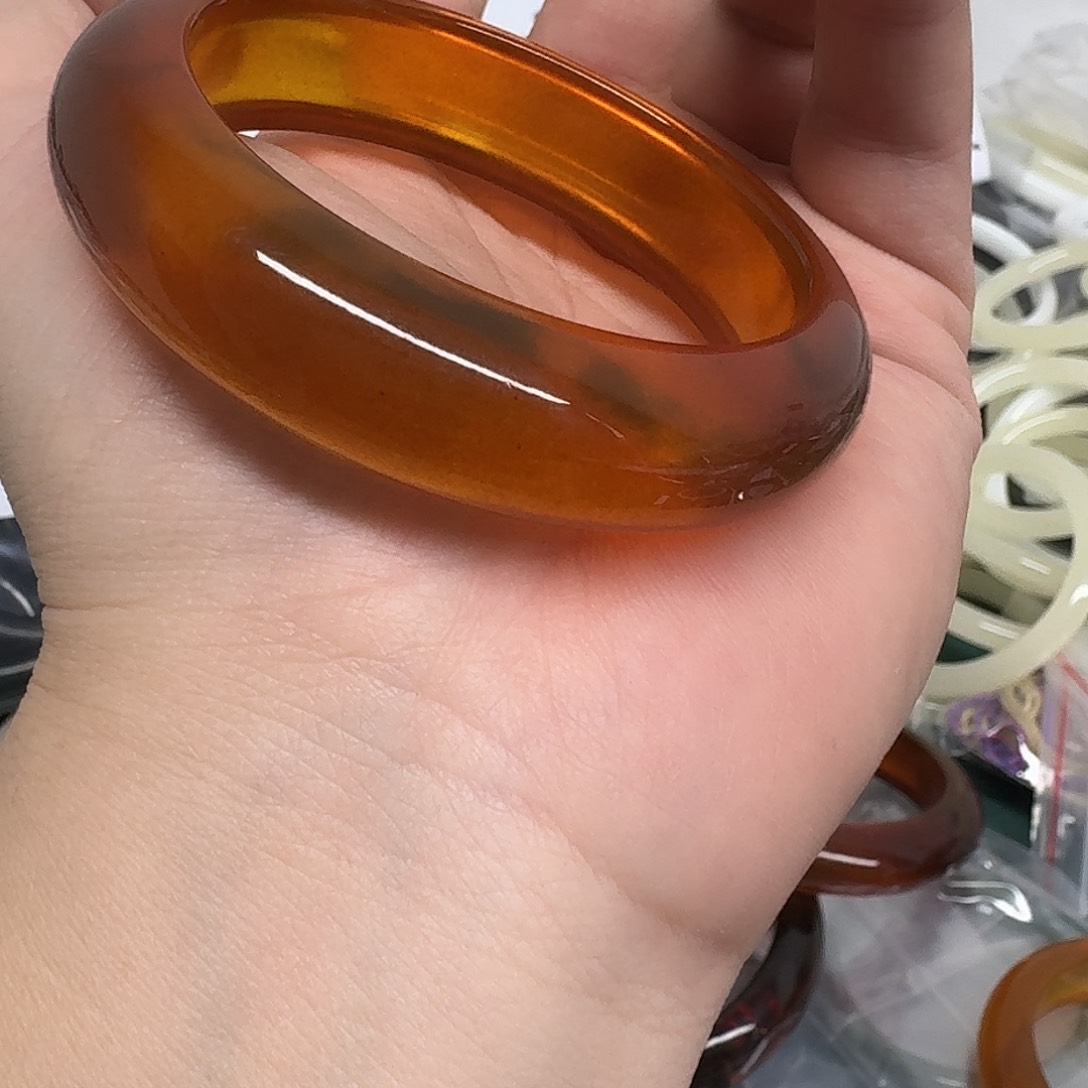 琥珀手镯未镶嵌149号57圈口