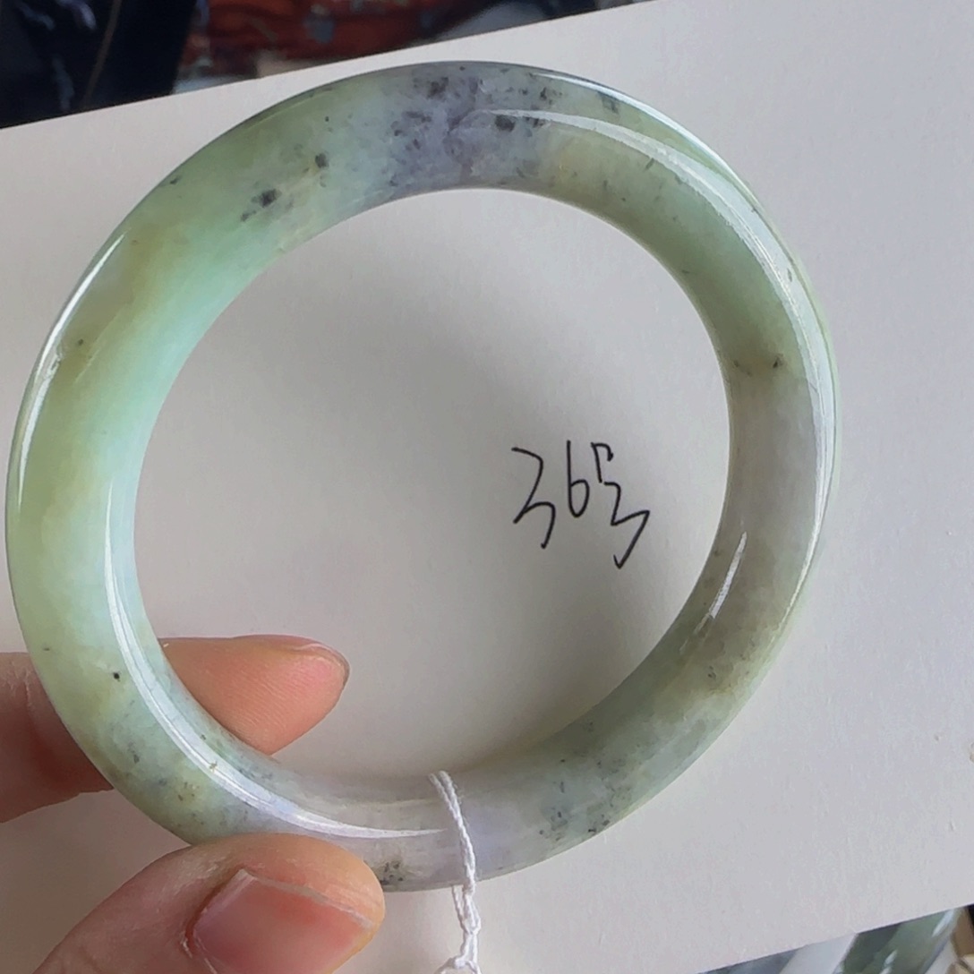 翡翠手镯未镶嵌老坑54.8
