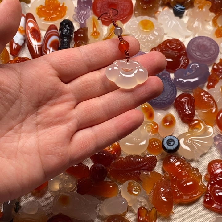 玛瑙/玉髓未镶嵌颈饰