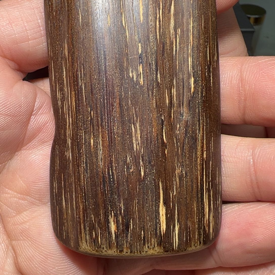 沉香吊坠巴布亚沉香挂件17克