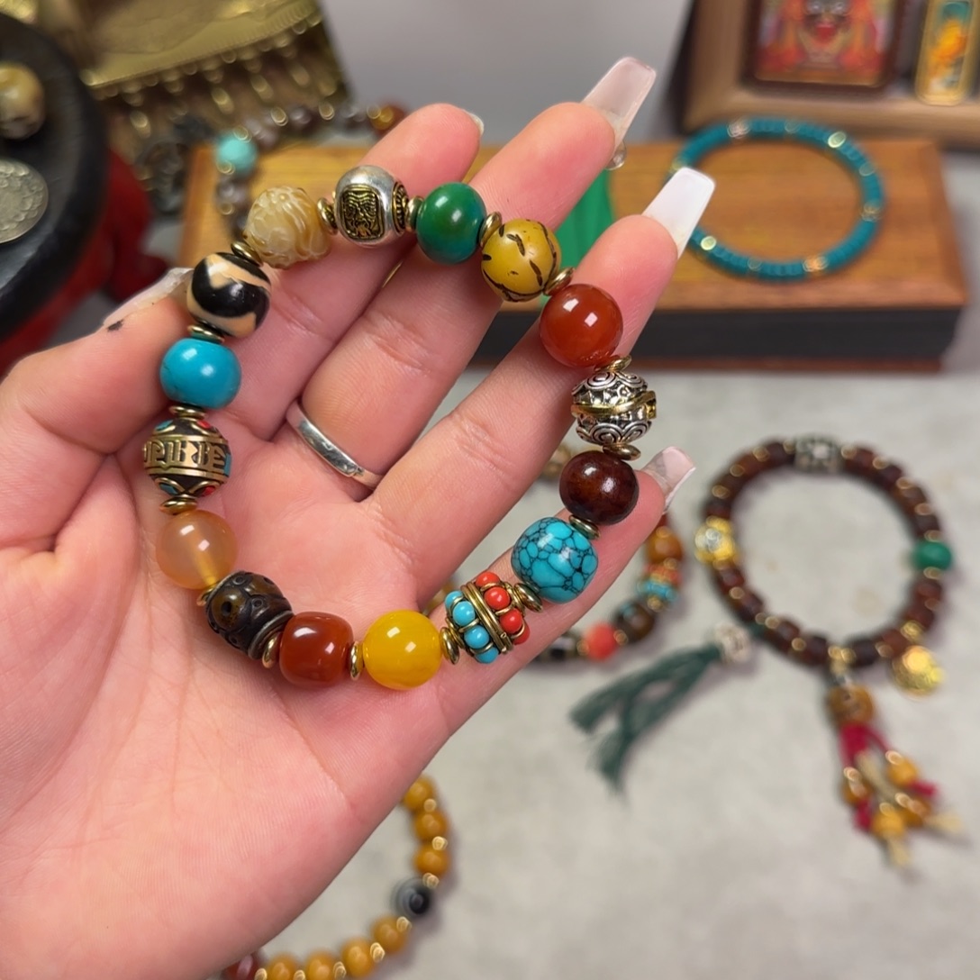 卷****大叶紫檀（黑酸枝木类）