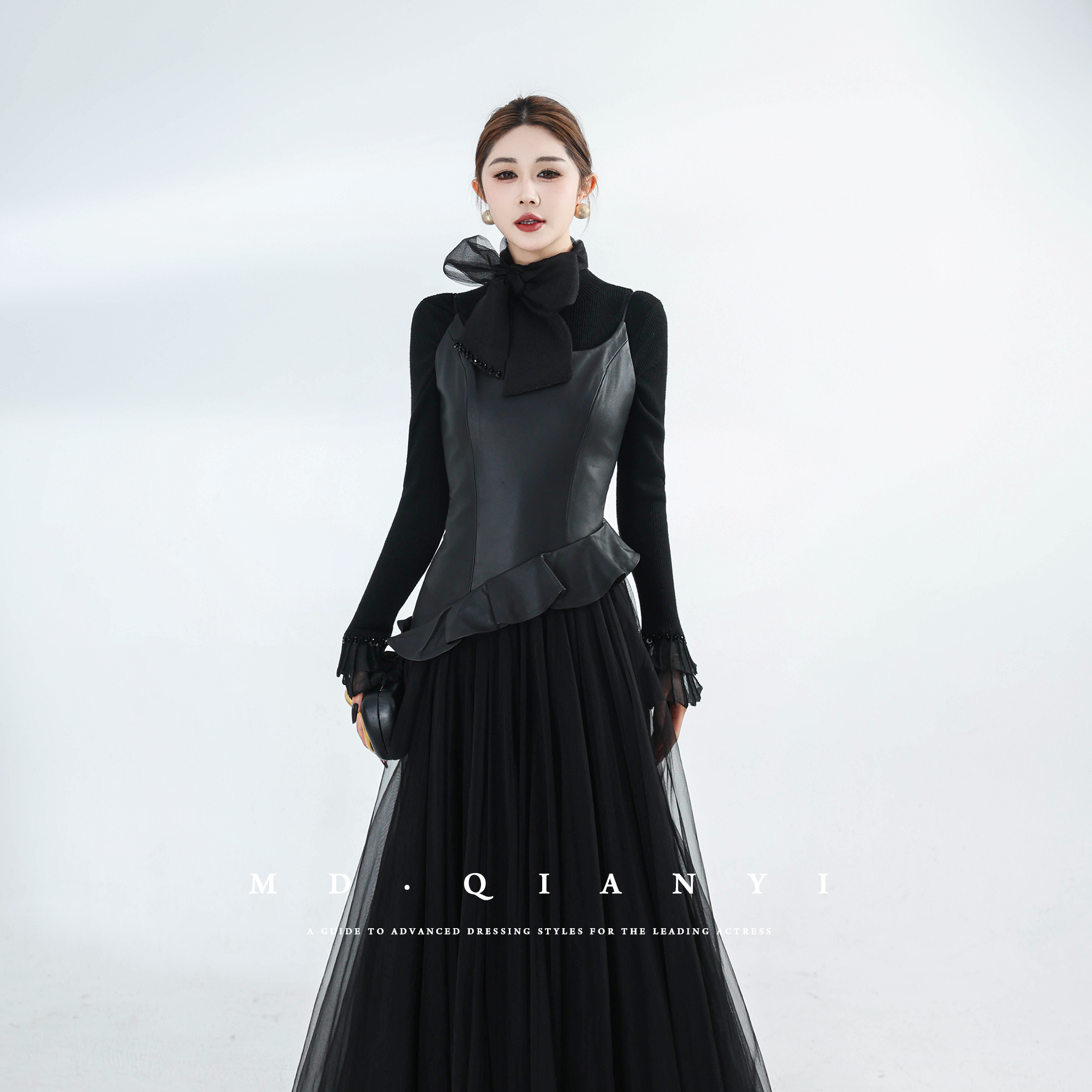 MD定制·杨千亿【雪妮贝尔】2026新款气质百搭时尚无袖拼接连衣裙