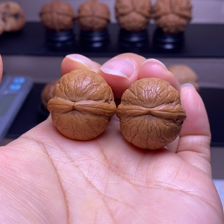 文玩核桃把件蛇皮球50