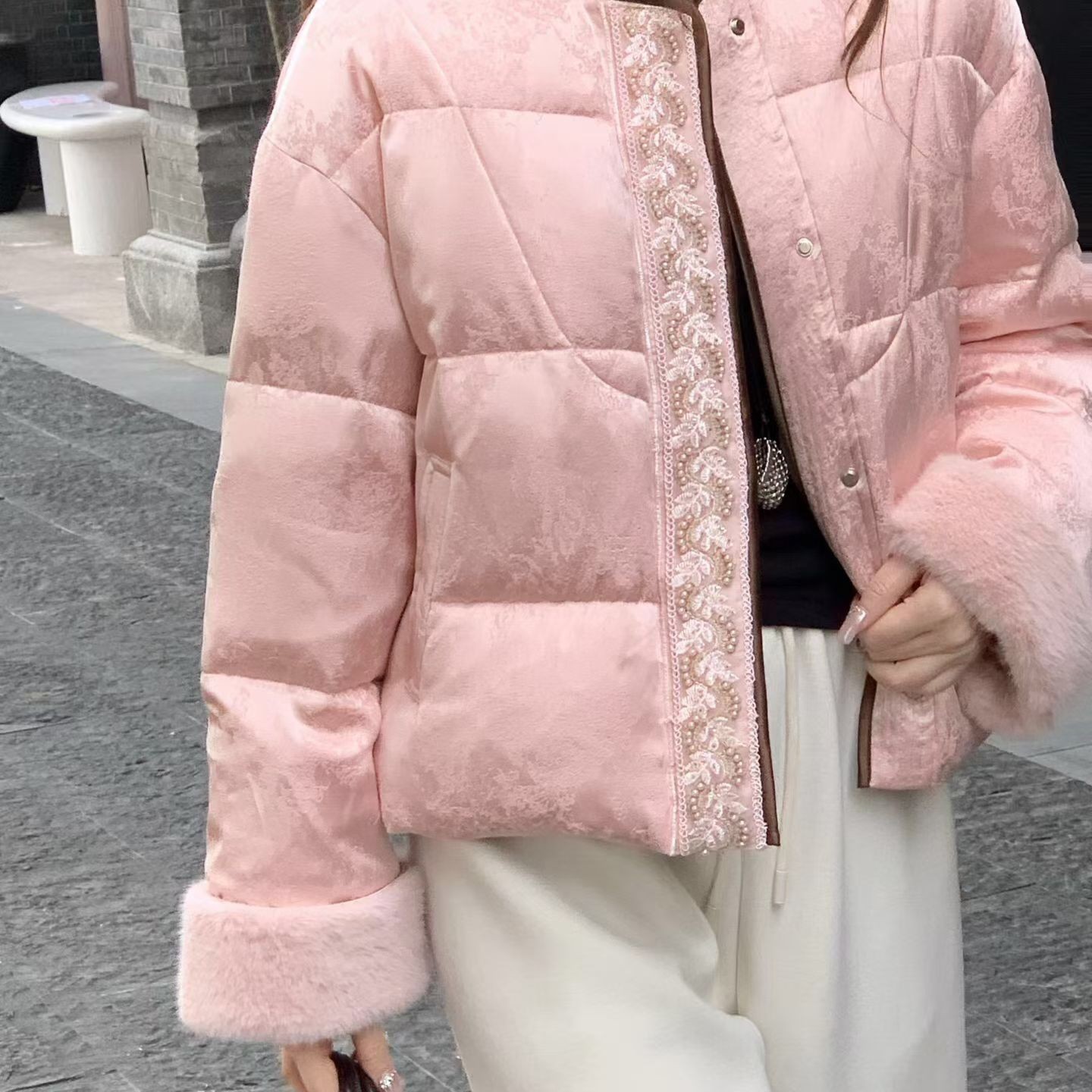 【千金坊】冬季新款高定款重工提花国风款时尚羽服外套