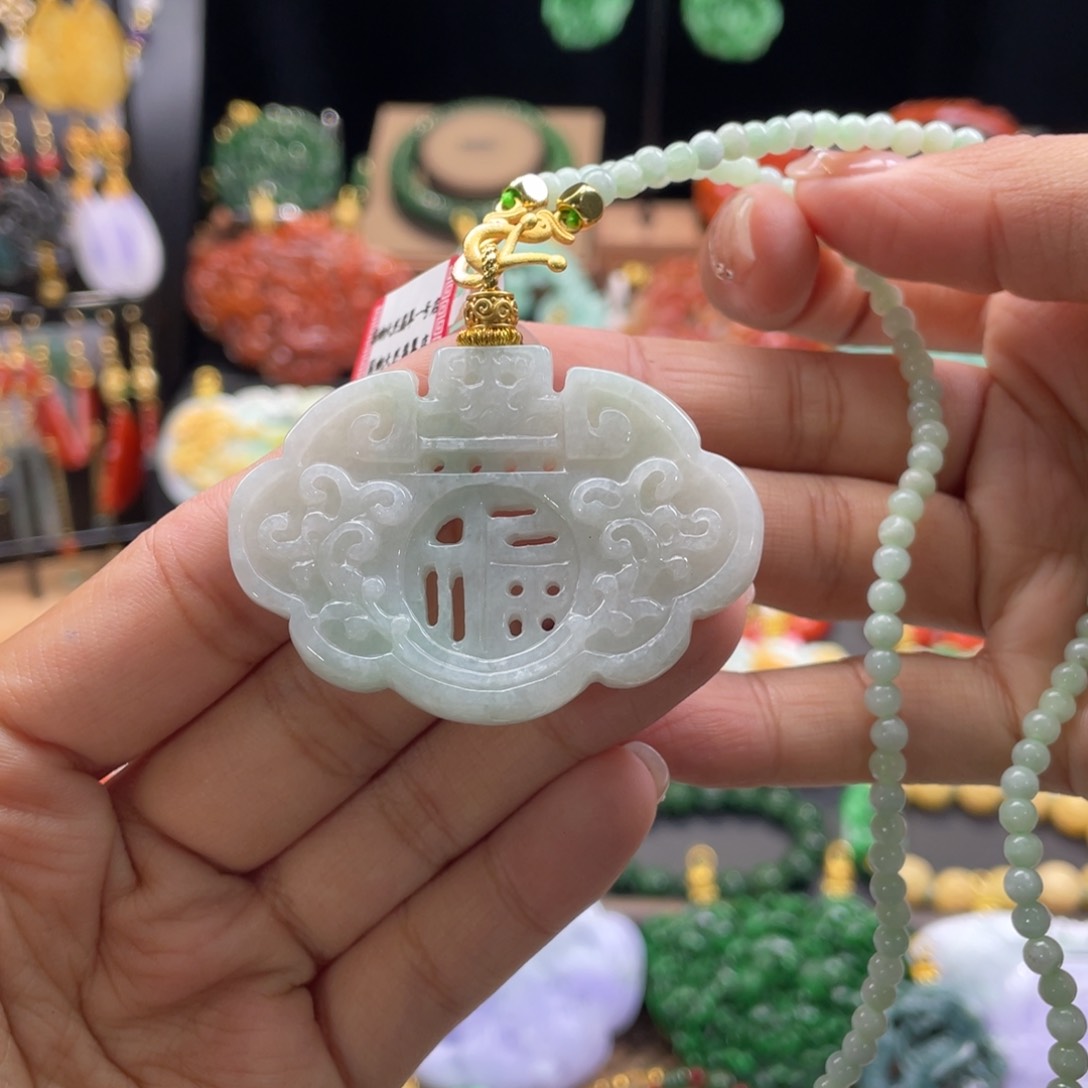 翡翠颈饰未镶嵌代编织