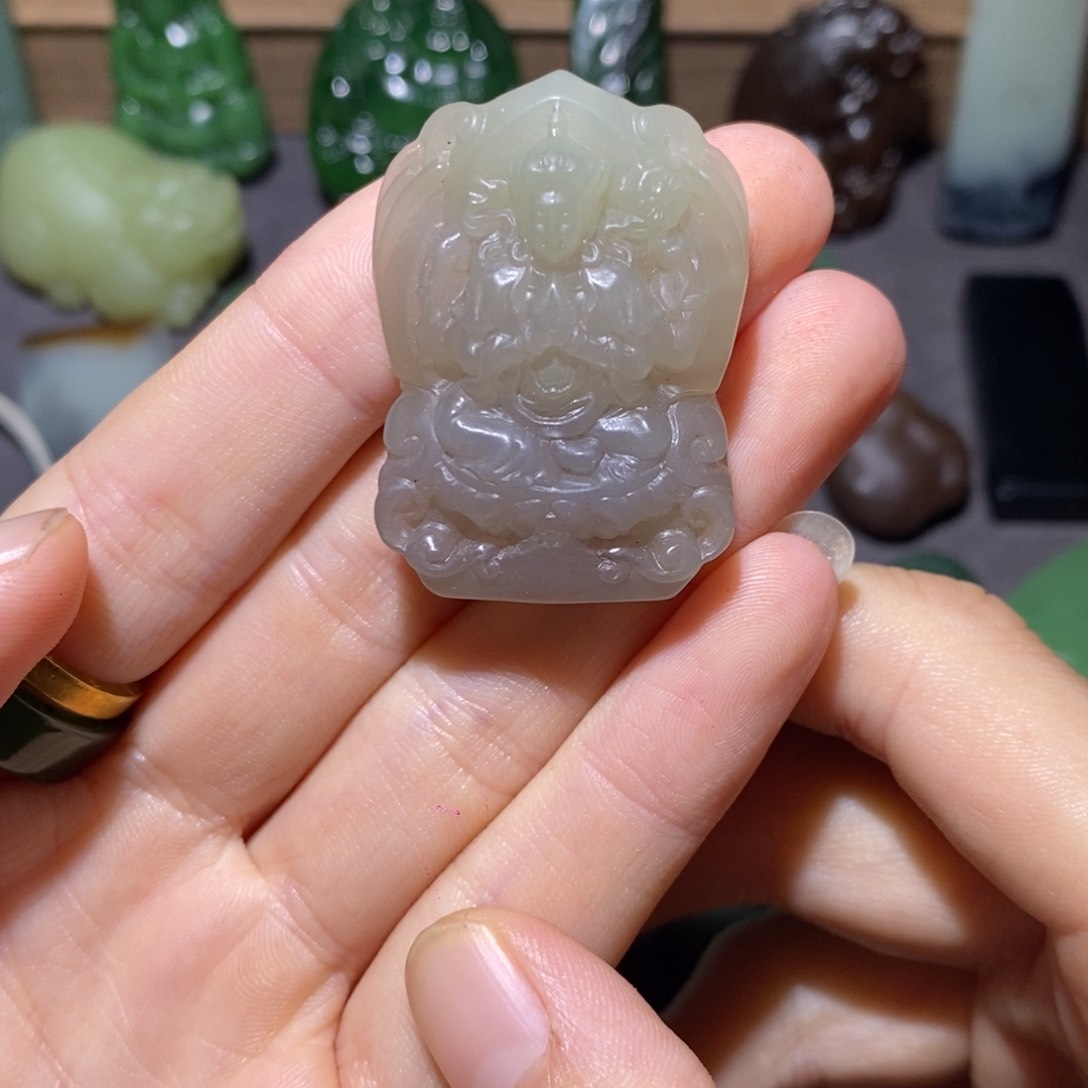 未镶嵌和田玉挂件