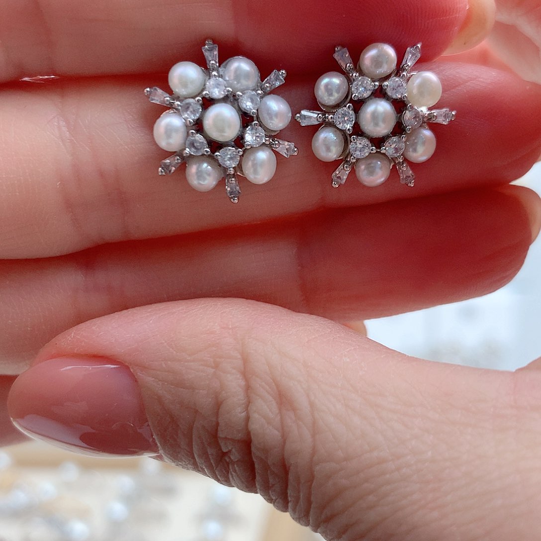 淡水珍珠耳饰银S925镶嵌