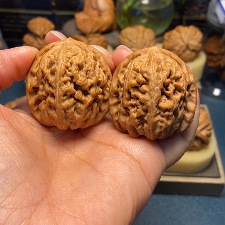 【闪购商品】把件文玩核桃凤凰台