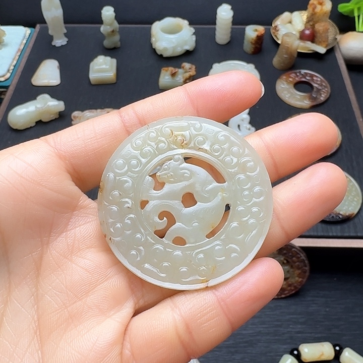 和田玉挂件未镶嵌