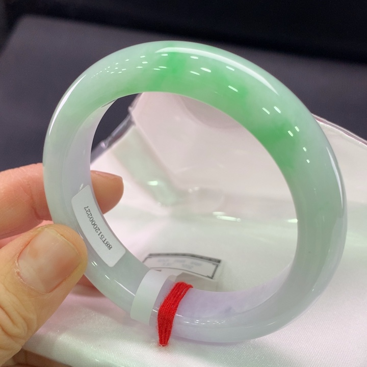 翡翠未镶嵌手镯正圈53