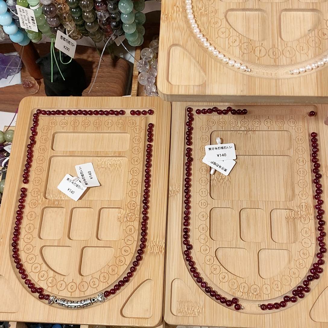 水晶手链未镶嵌耶****?弹力绳