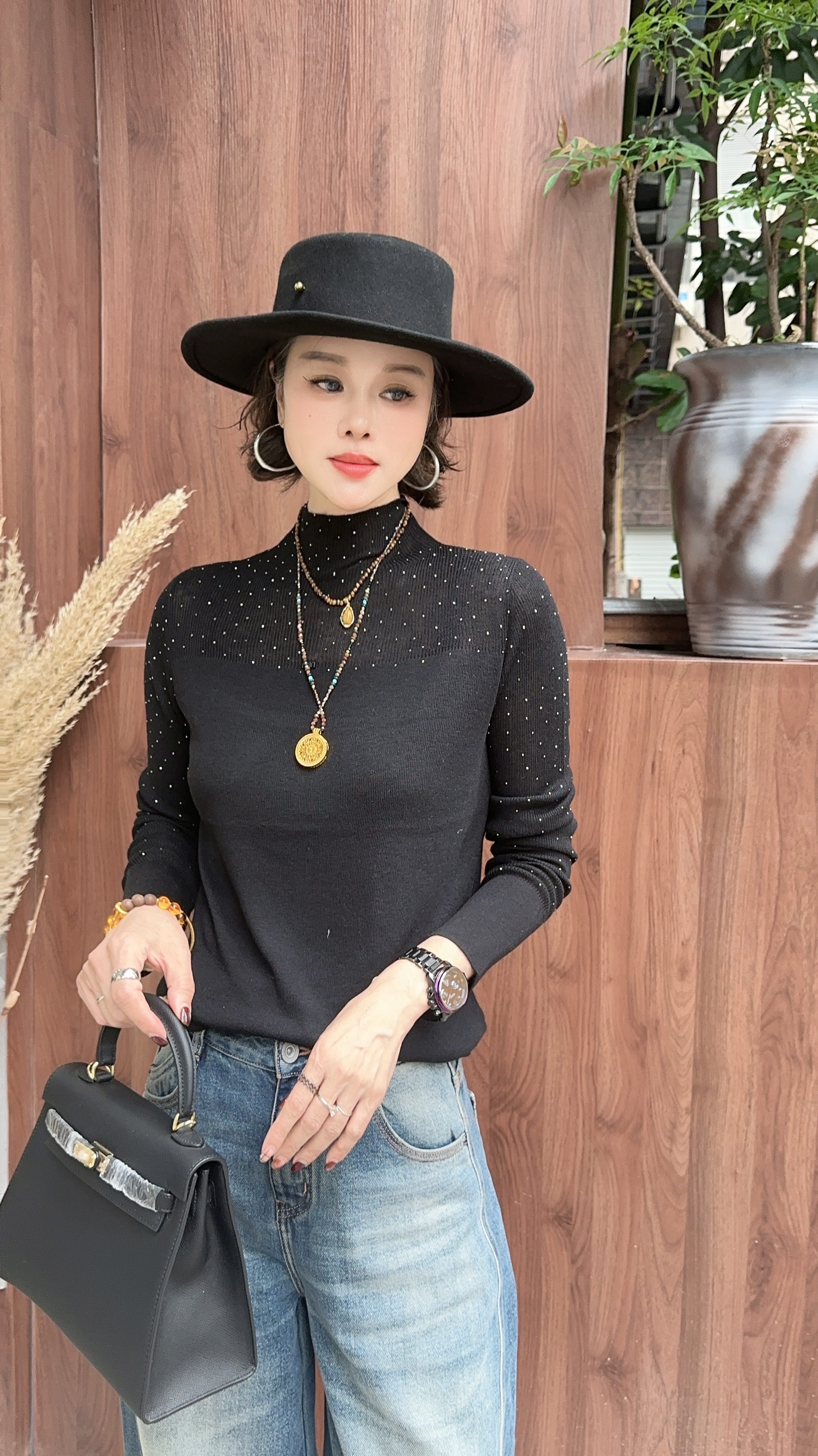 YUANJIE欧货细羊毛半高领针织打底衫女冬钻闪闪别致洋气内搭上衣