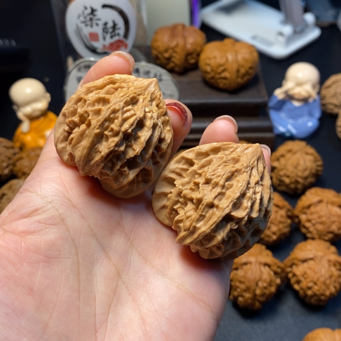 文玩核桃把件25号鸡心39尺全品