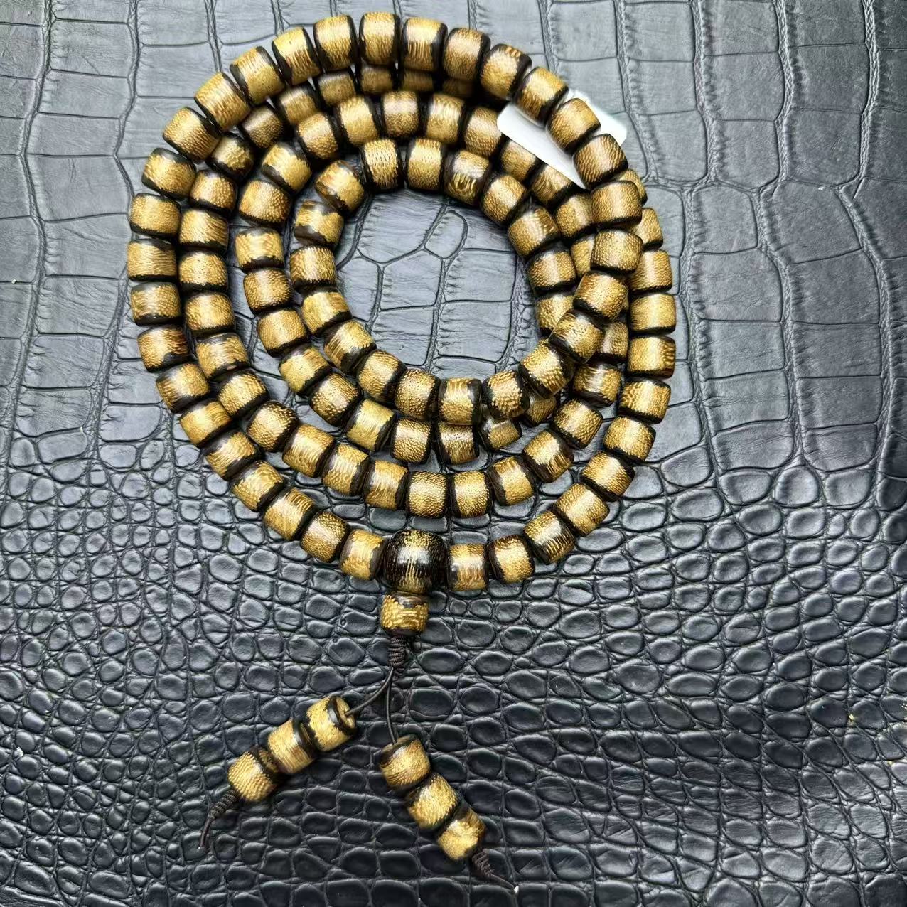 （开总文玩）天然沉香木串054