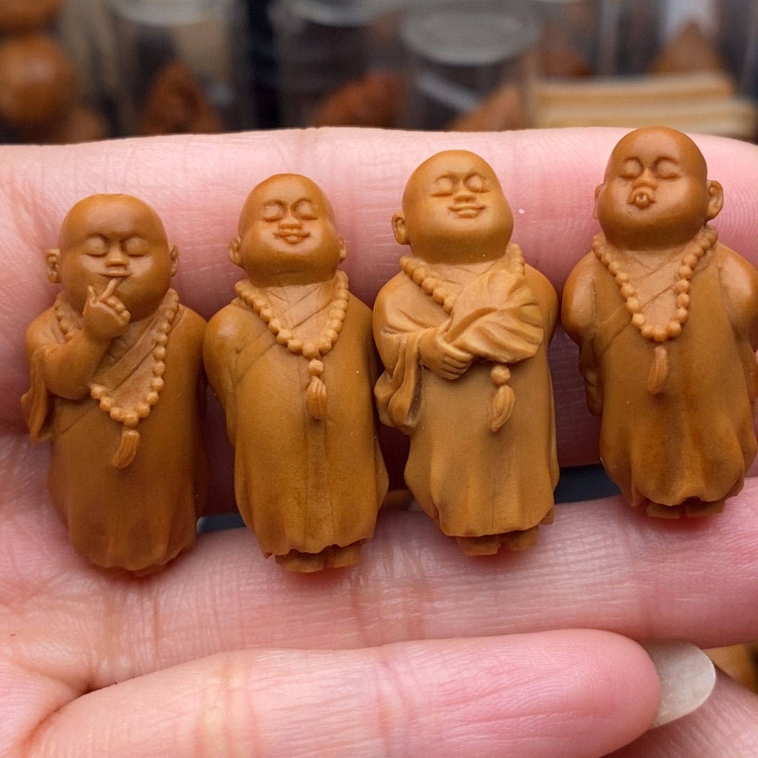 玛***卡吊坠橄榄核小佛4颗