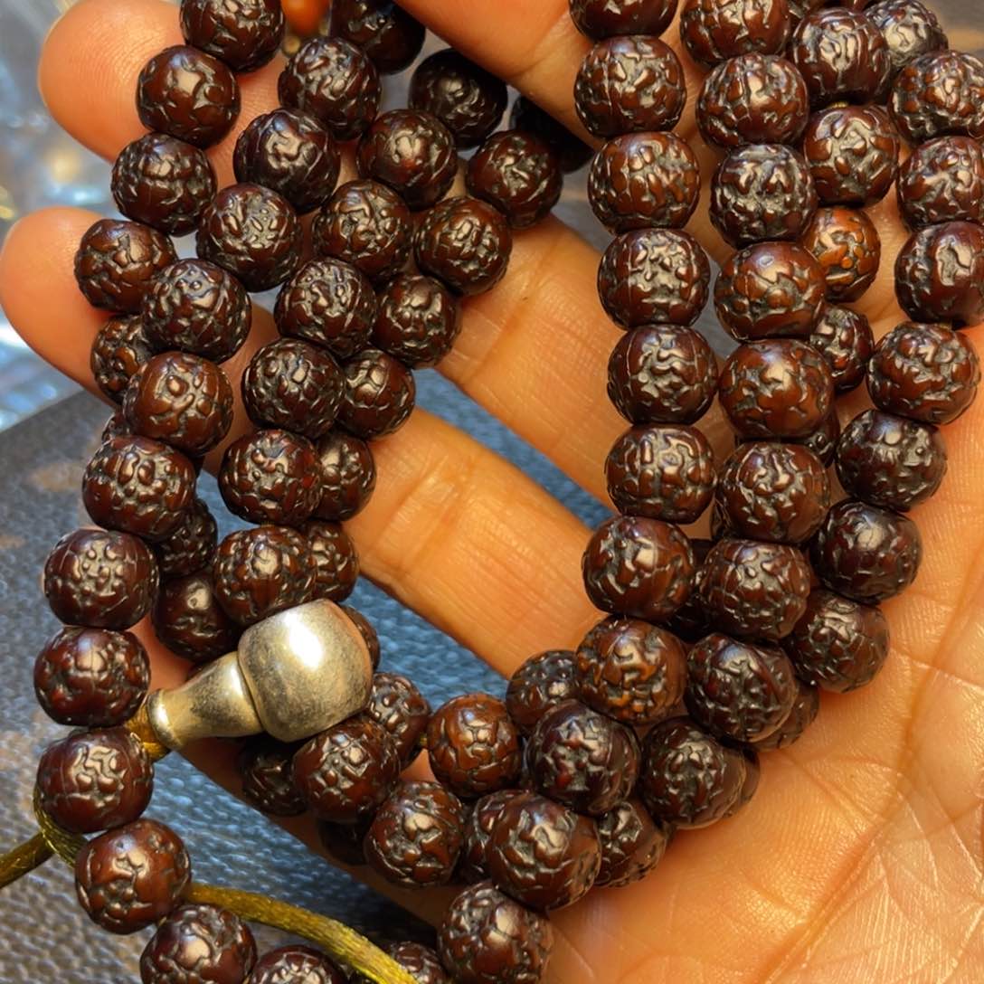 柏香籽/百香籽吊坠宁****吉小黑