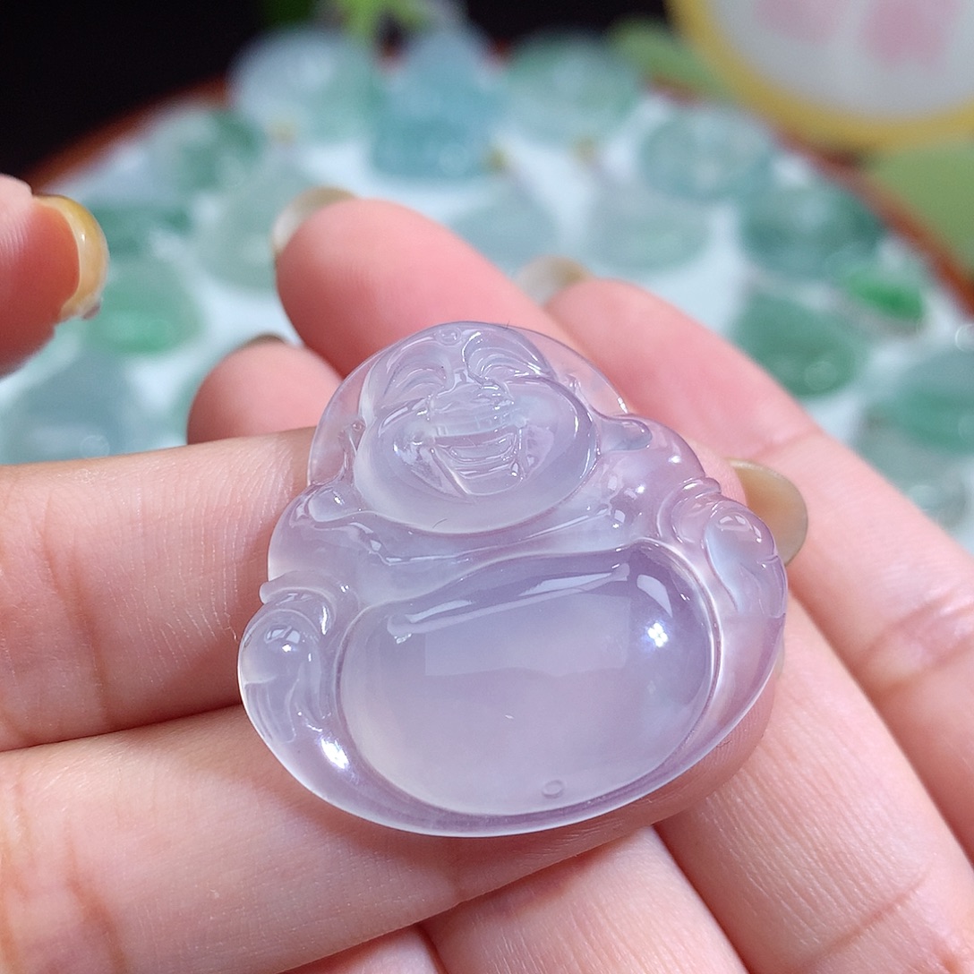 翡翠未镶嵌颈饰佛公