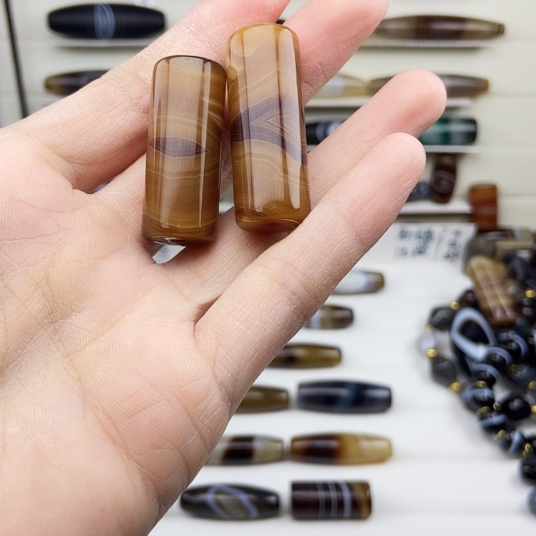 口***召玛瑙/玉髓未镶嵌颈饰