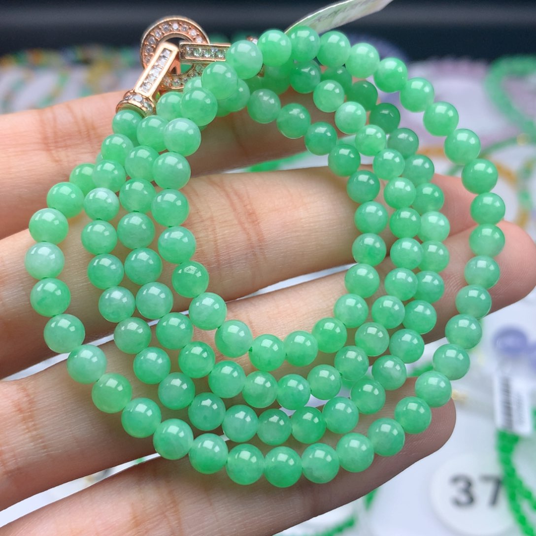 翡翠手链未镶嵌卡