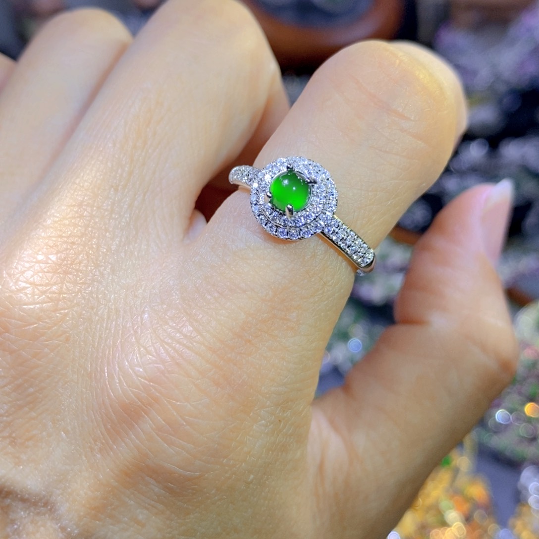 翡翠颈饰银S925镶嵌天然翡翠