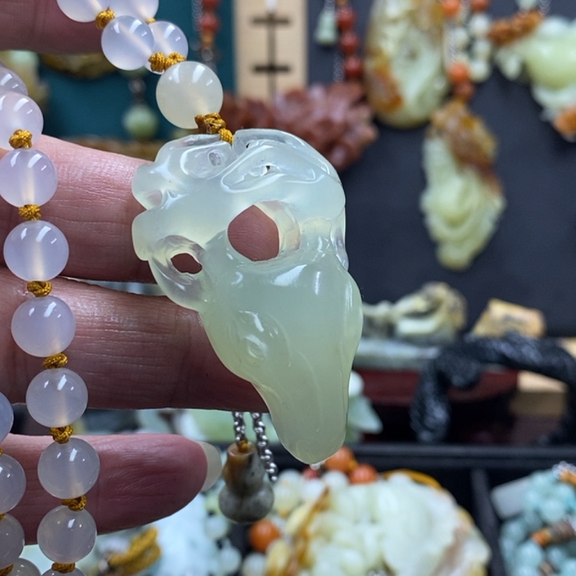 【闪购商品】蛇纹石玉吊坠未镶嵌