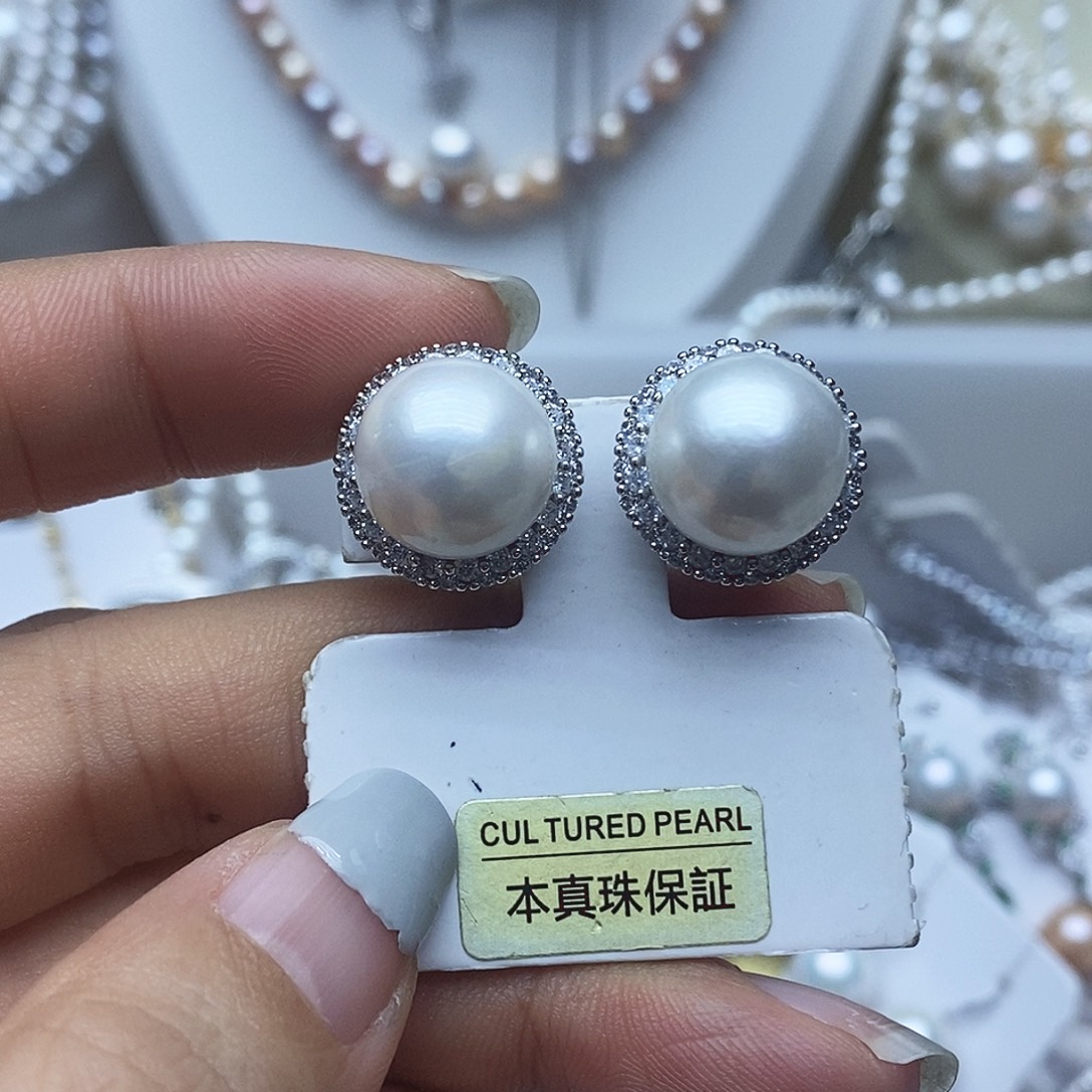 未镶嵌耳钉淡水珍珠