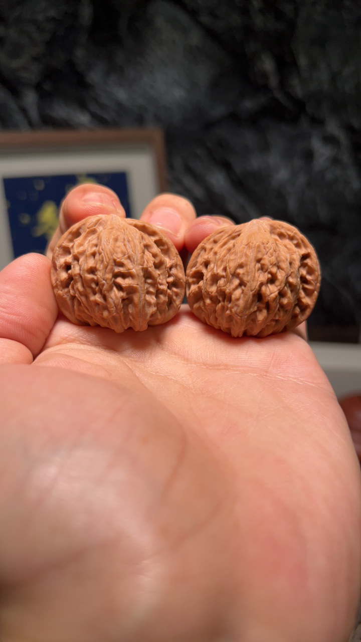 文玩核桃 房山磨盘 6121 号 38 尺寸