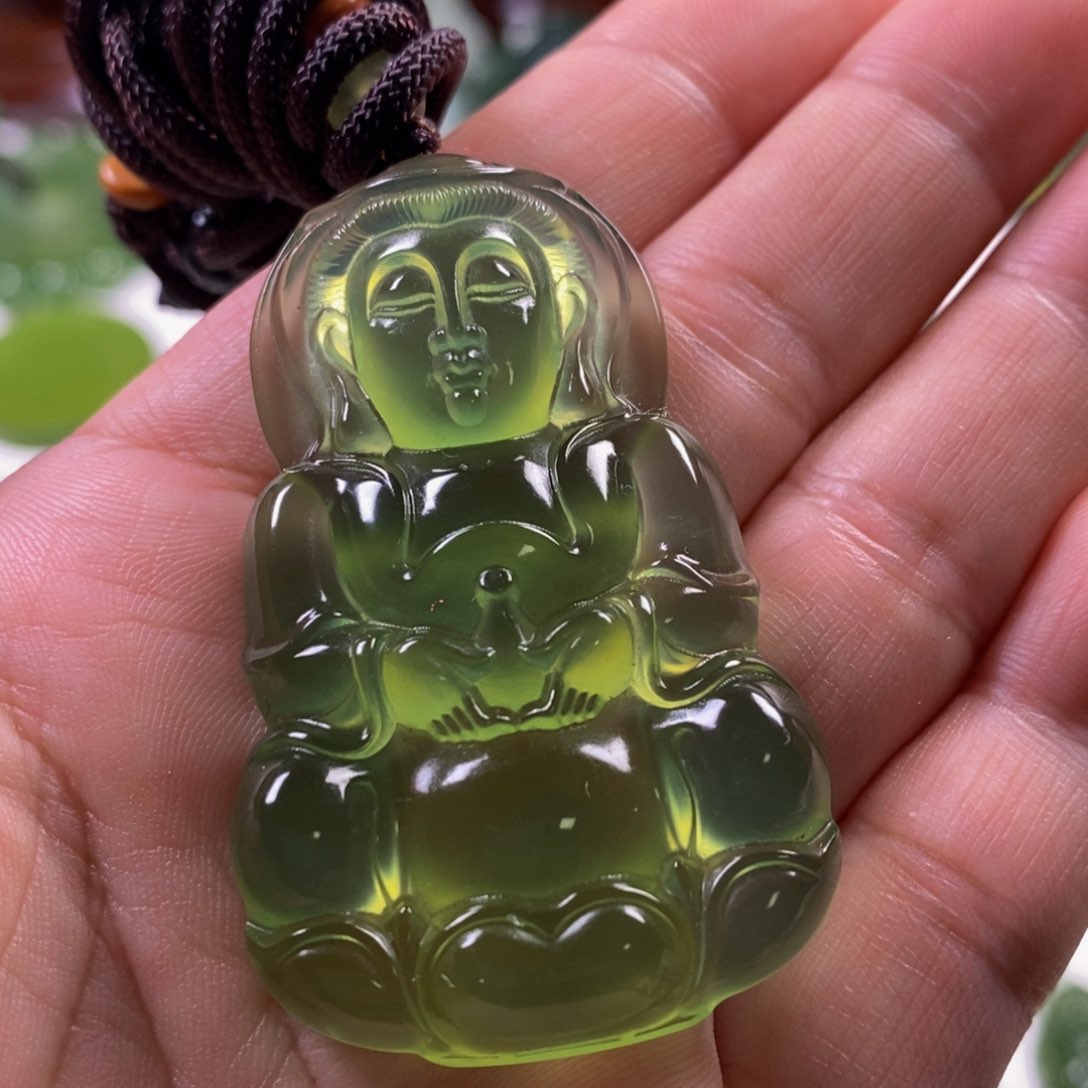 蛇纹石玉颈饰未镶嵌小*