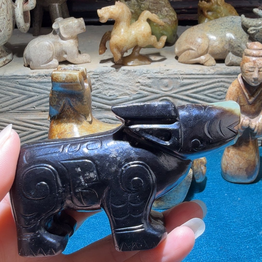 明***天和田玉未镶嵌挂件