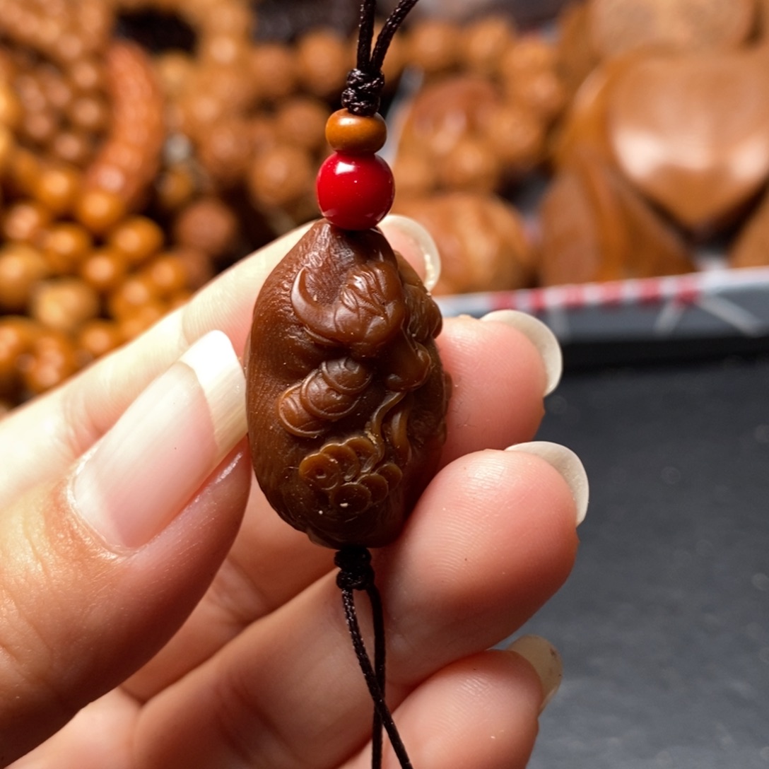 吊坠猴头核桃橄榄