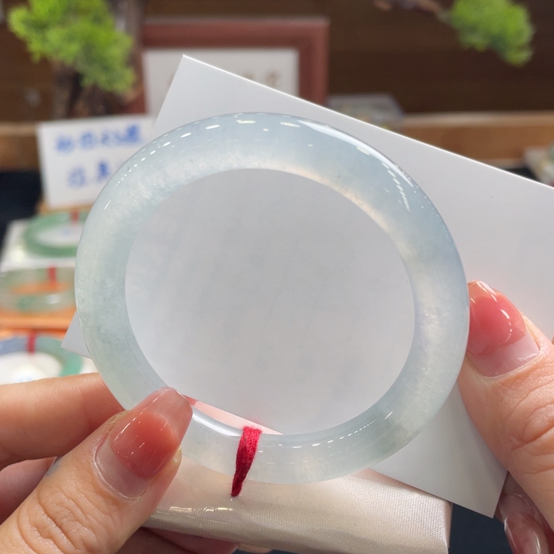 翡翠手镯未镶嵌52.4圆