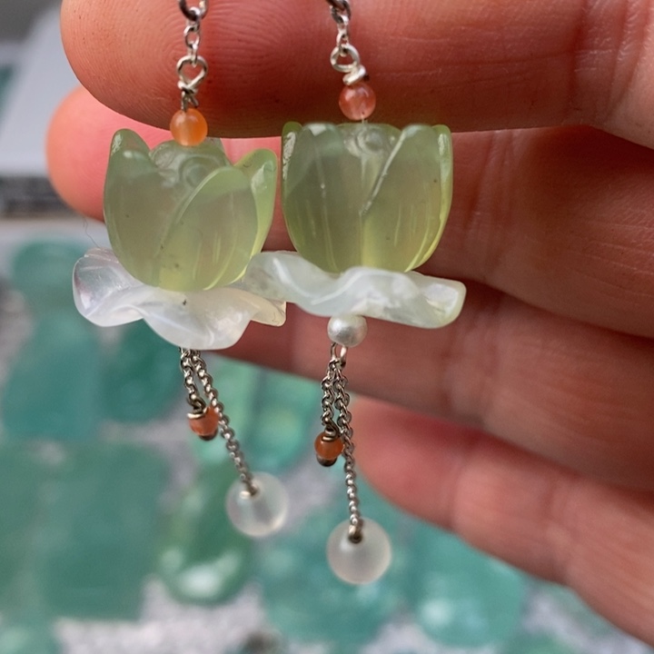 蛇纹石玉掉坠未镶嵌