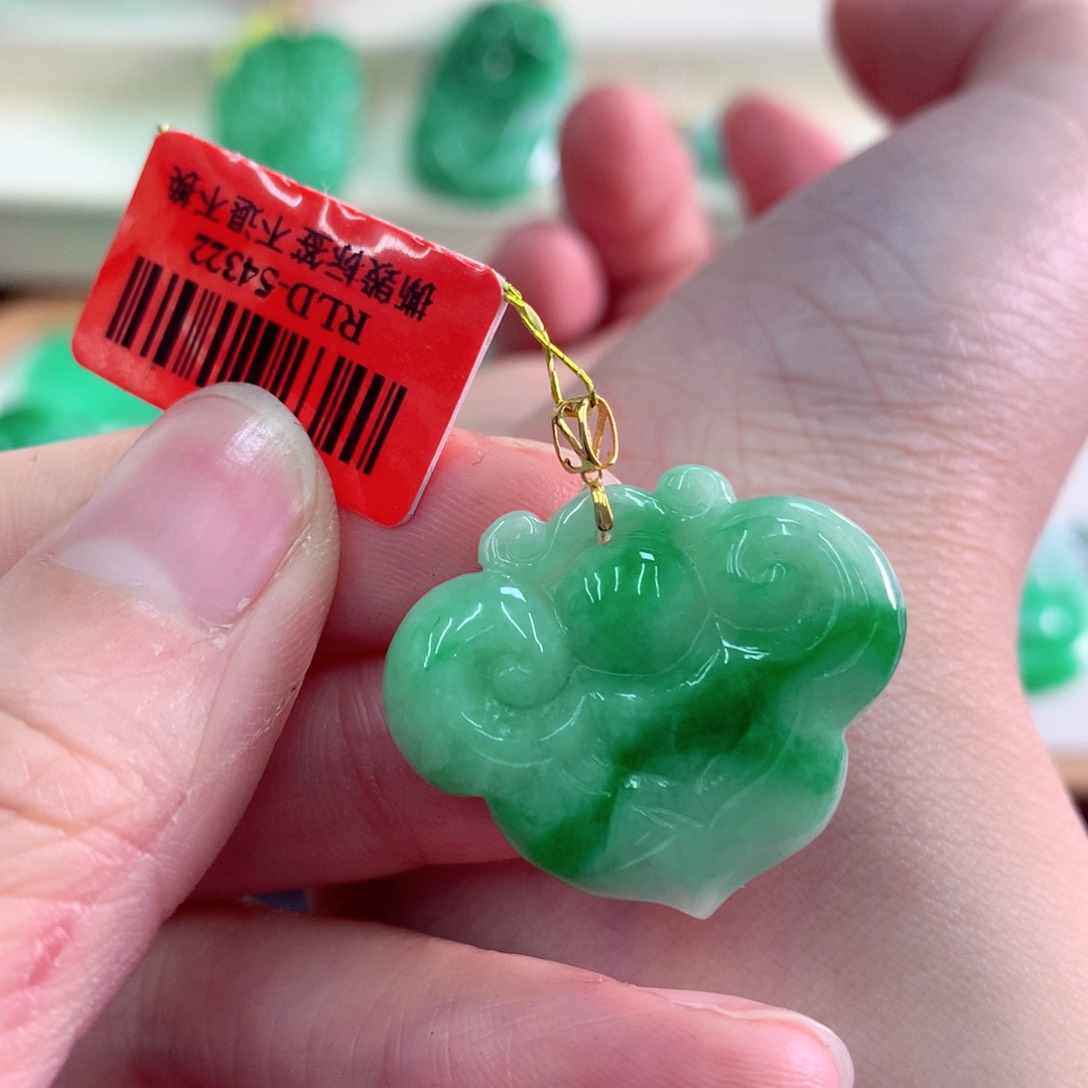 翡翠吊坠(不含链)18K金镶嵌