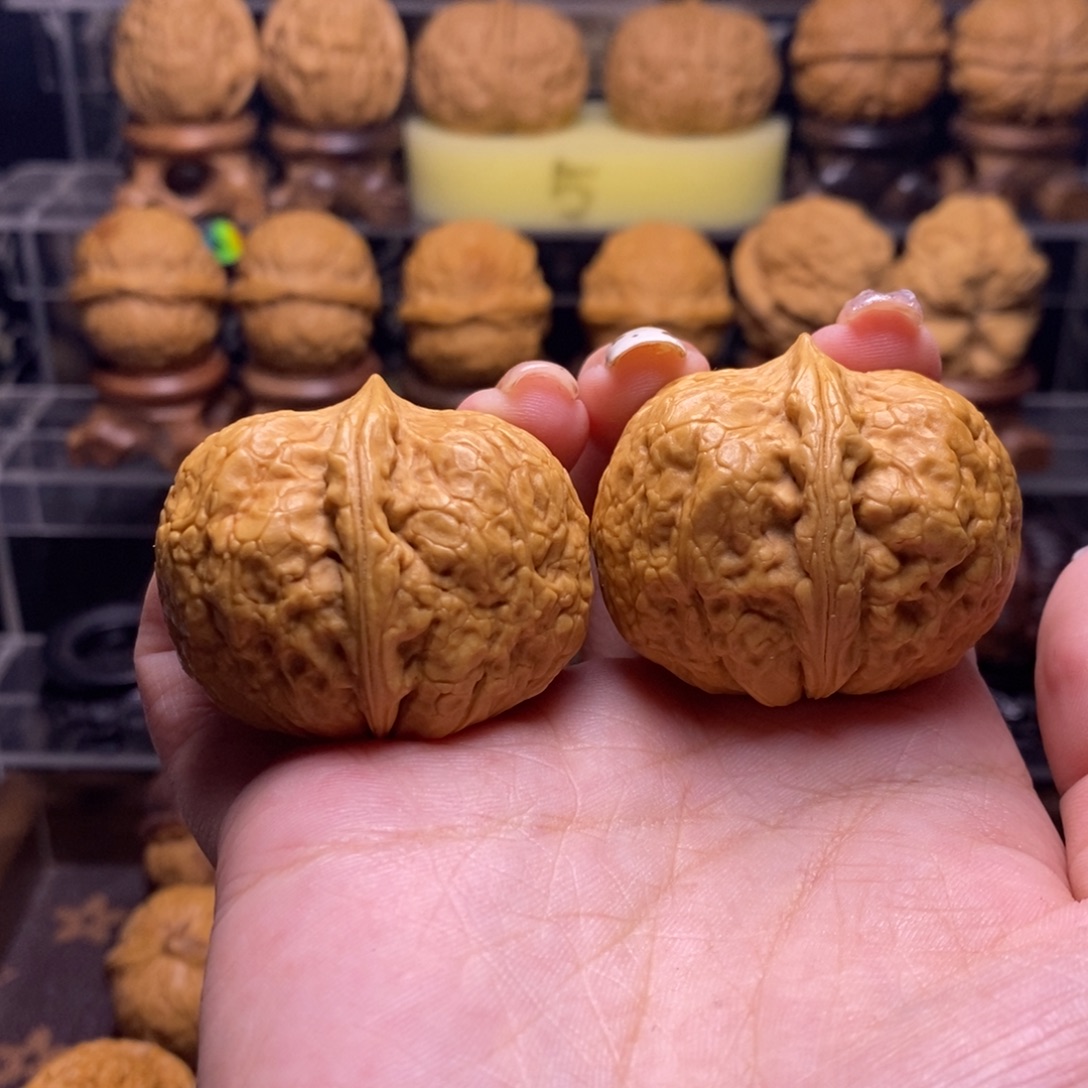 文玩核桃把件Z10方鼎元宝41尺