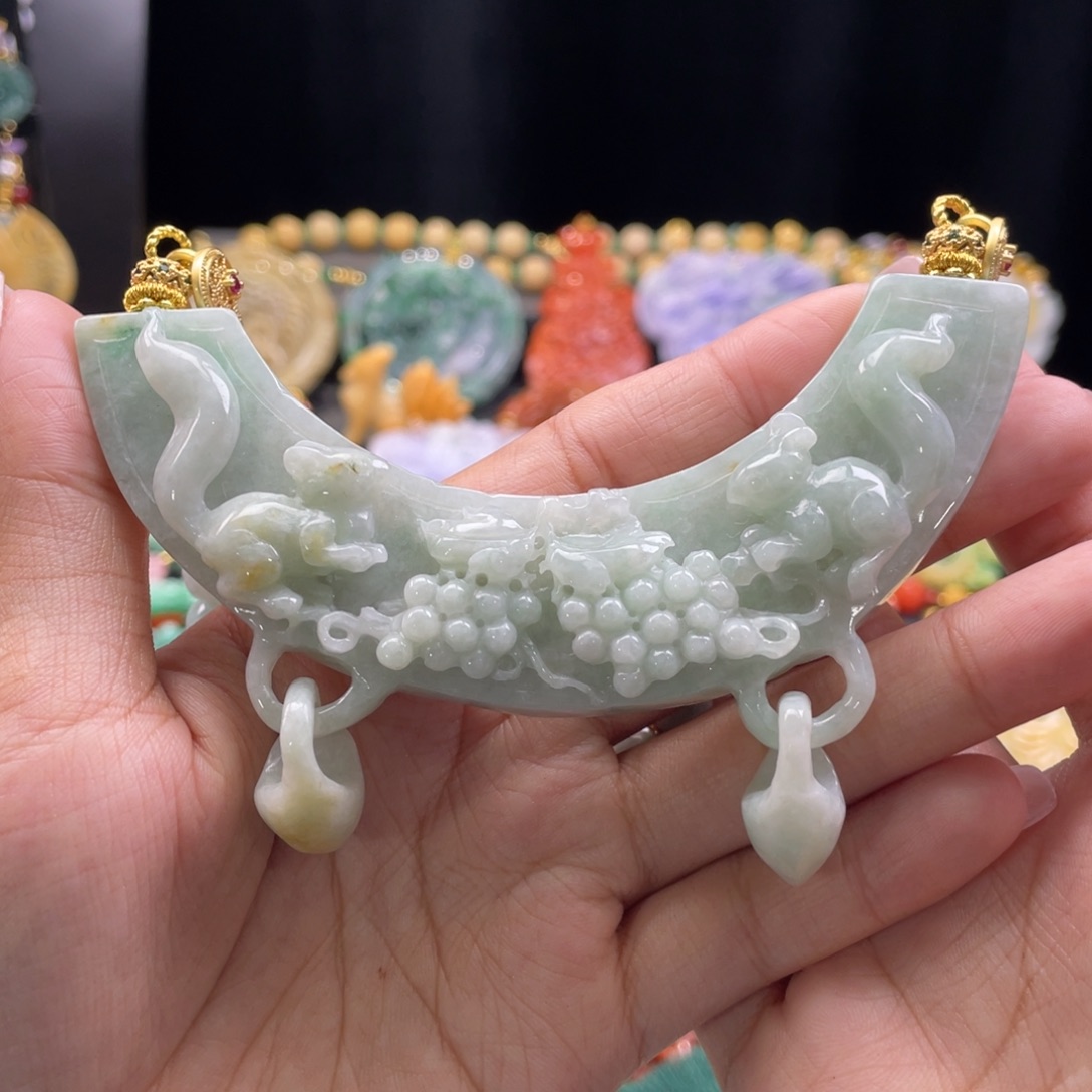 翡翠颈饰未镶嵌代编织