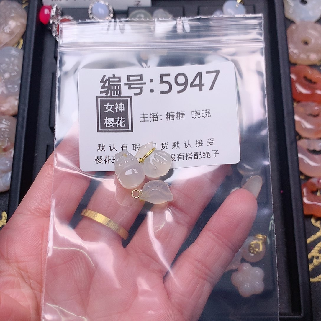 玛瑙/玉髓颈饰合金蔓***意