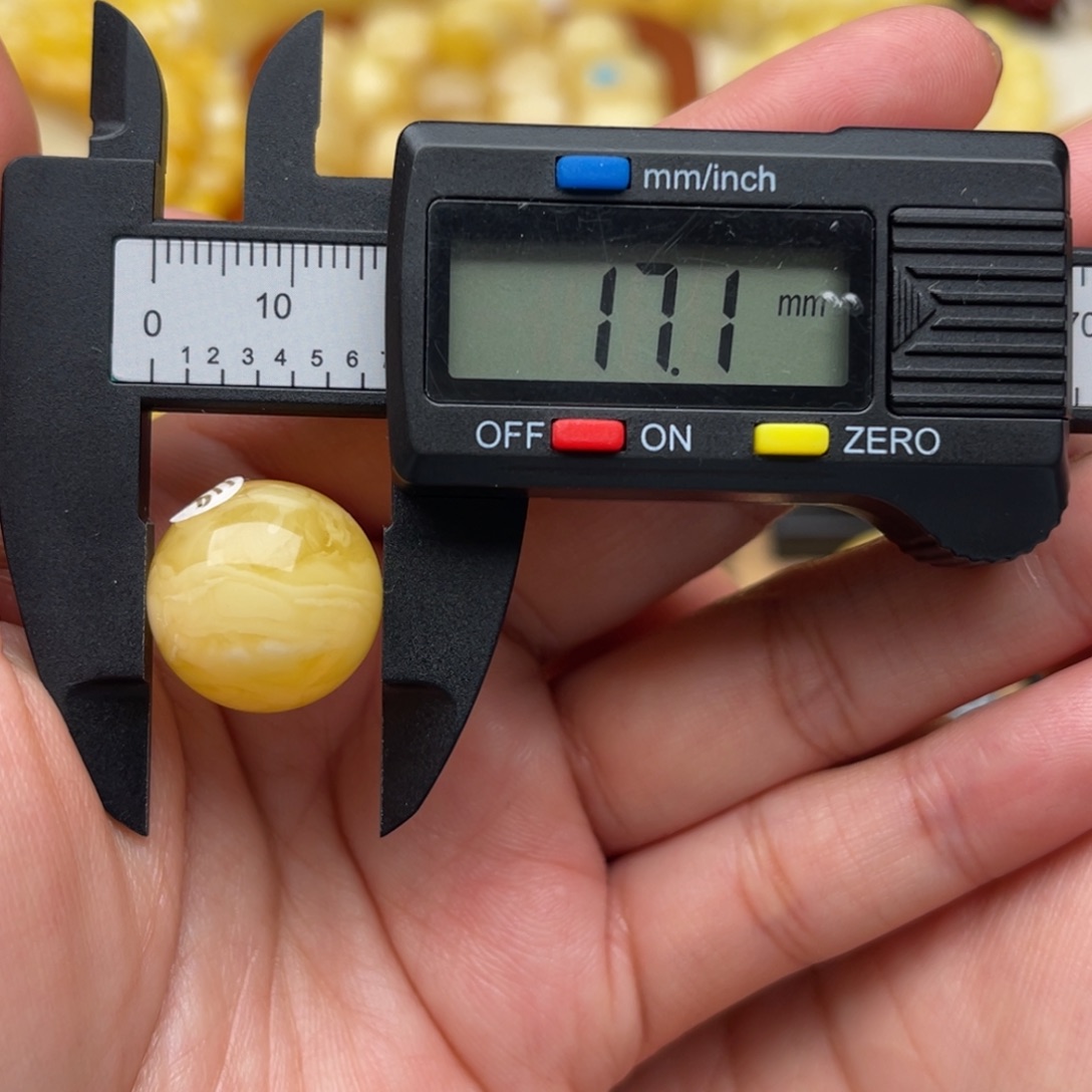 琥珀未镶嵌裸石蜜蜡圆珠笑