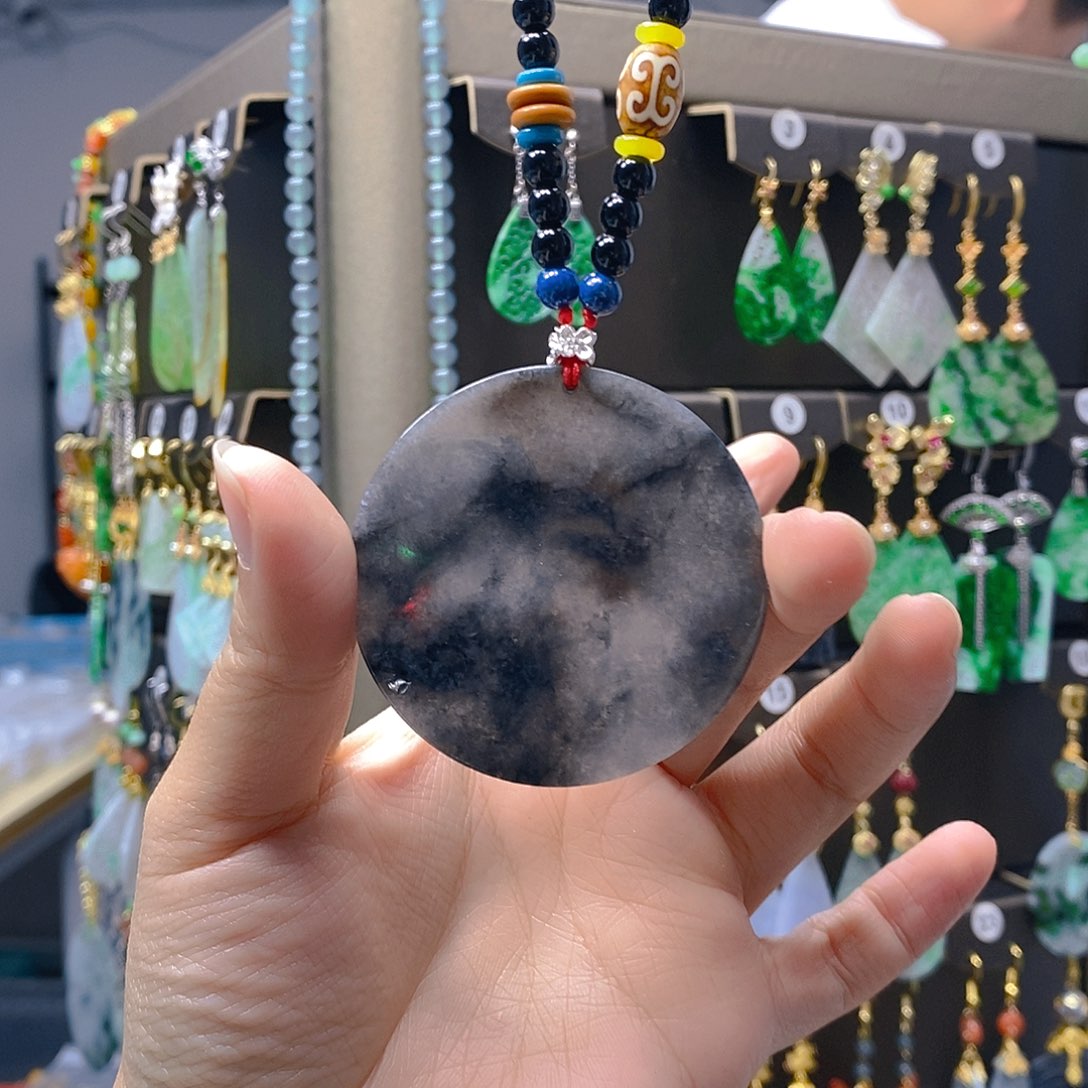 未镶嵌翡翠耳饰翡翠