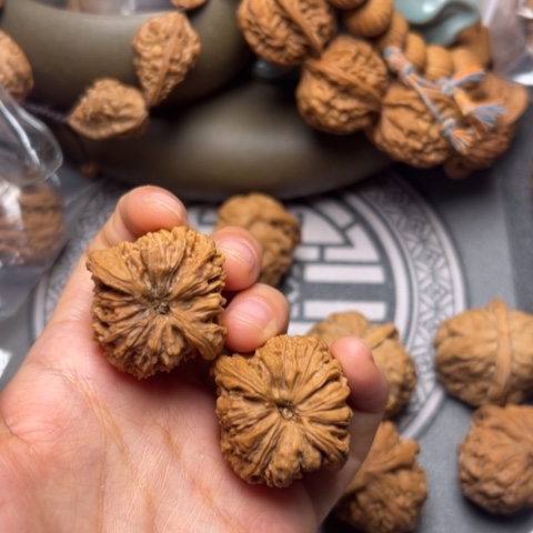 做***海吊坠文玩核桃南疆石