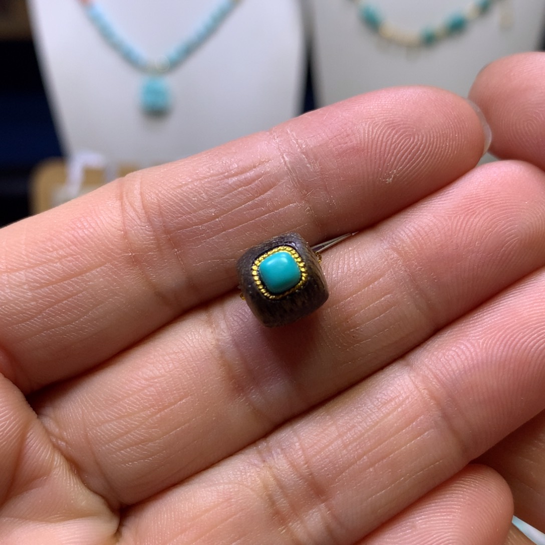 绿松石未镶嵌配饰