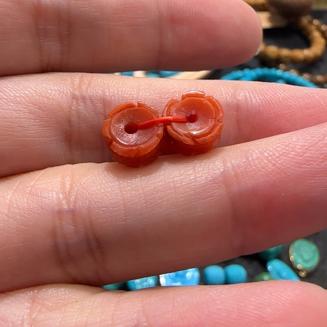 南红玛瑙未镶嵌羽毛扣