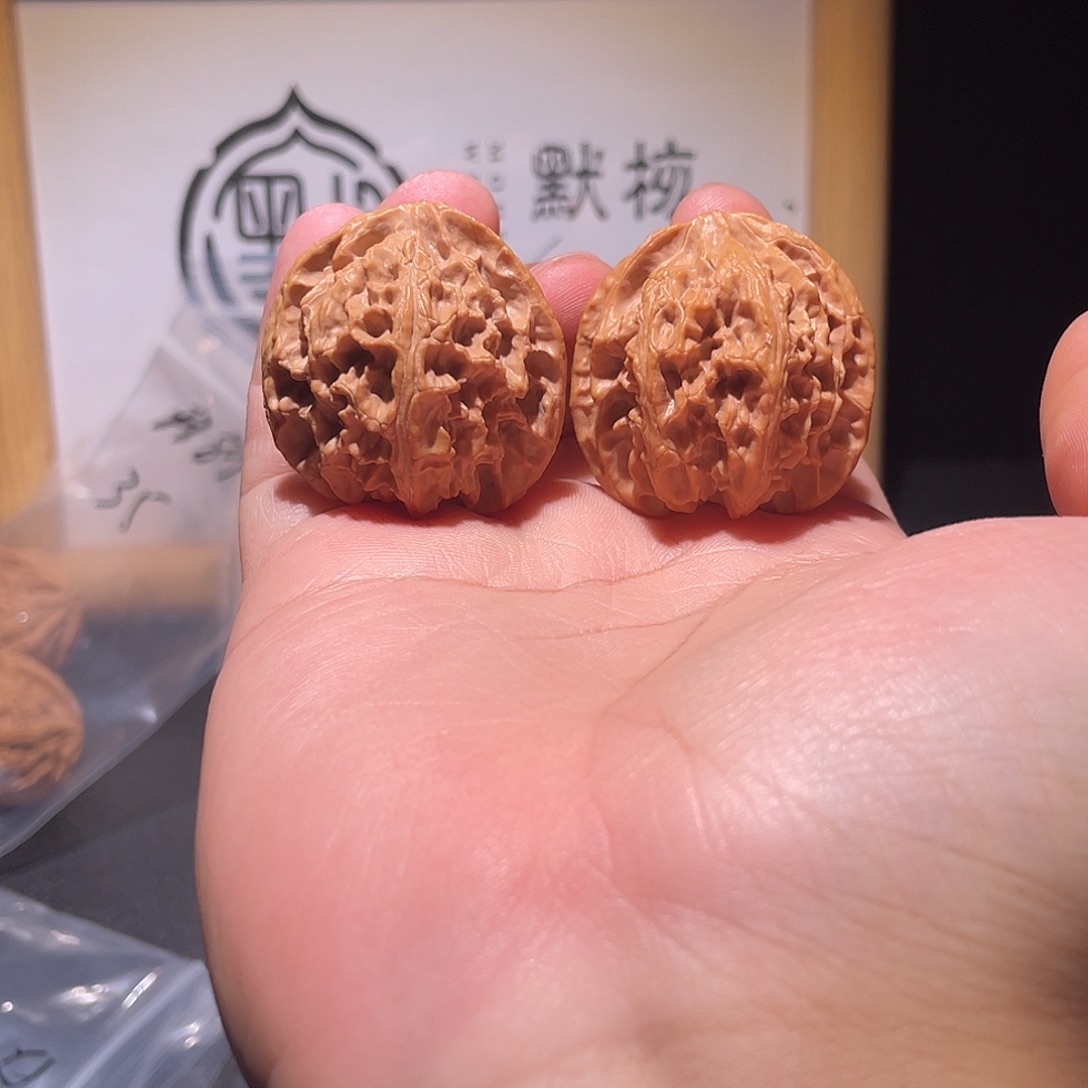 文玩核桃把件35全品苹果园
