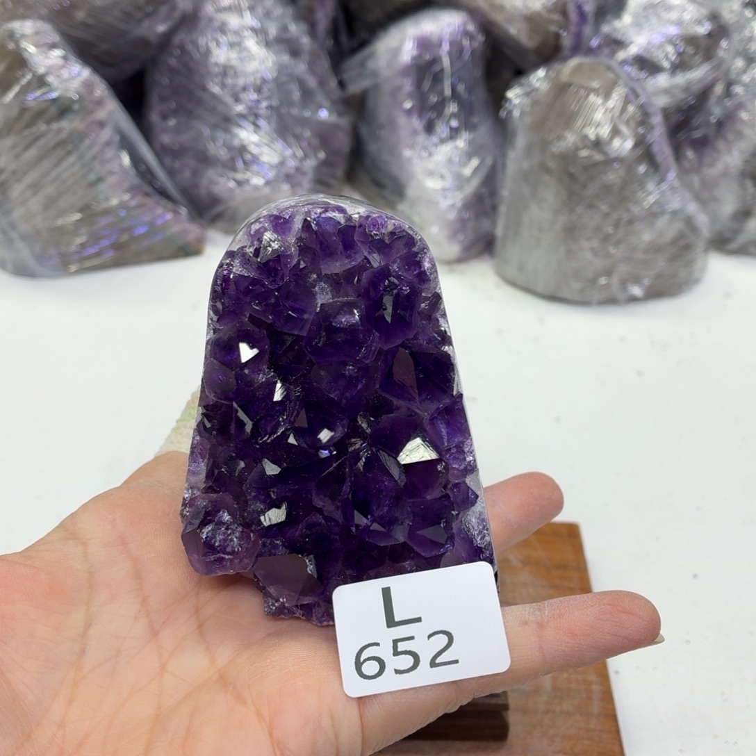 未镶嵌摆件水晶天然紫水晶