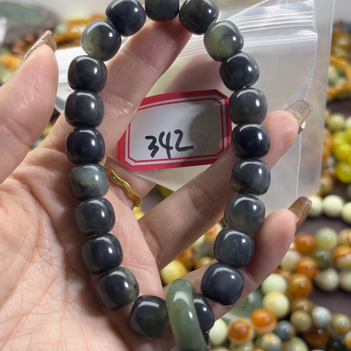 蛇纹石玉未镶嵌手链