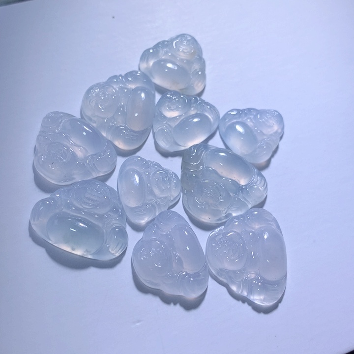 翡翠颈饰未镶嵌一手佛