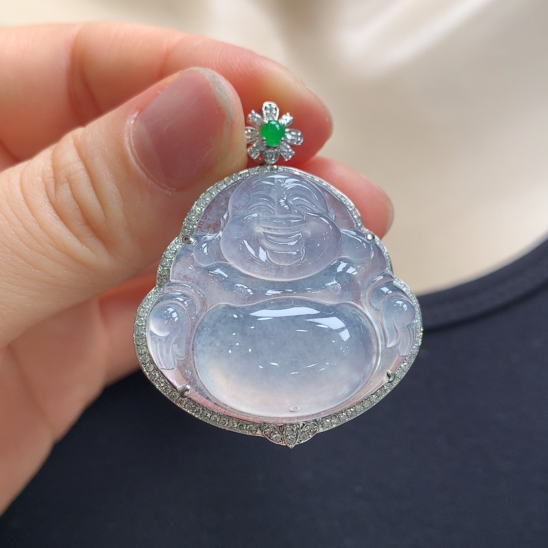 翡翠18K金镶嵌颈饰佛公