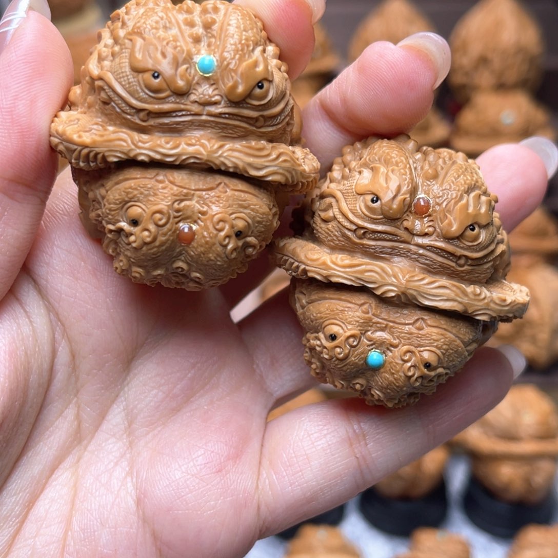 2***841边一面龙蟾一面唐狮满镶嵌